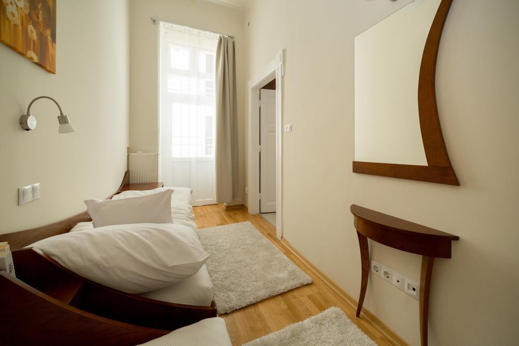 Family Buddha Apartment Budapešť Exteriér fotografie