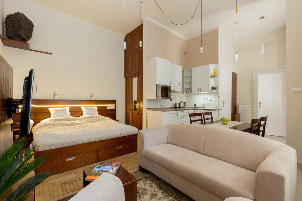 Family Buddha Apartment Budapešť Exteriér fotografie